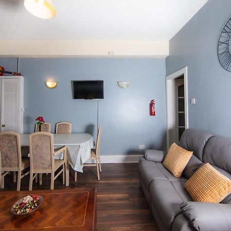 Super Central 4Bedroom Apartment At The Meadows Édimbourg Extérieur photo